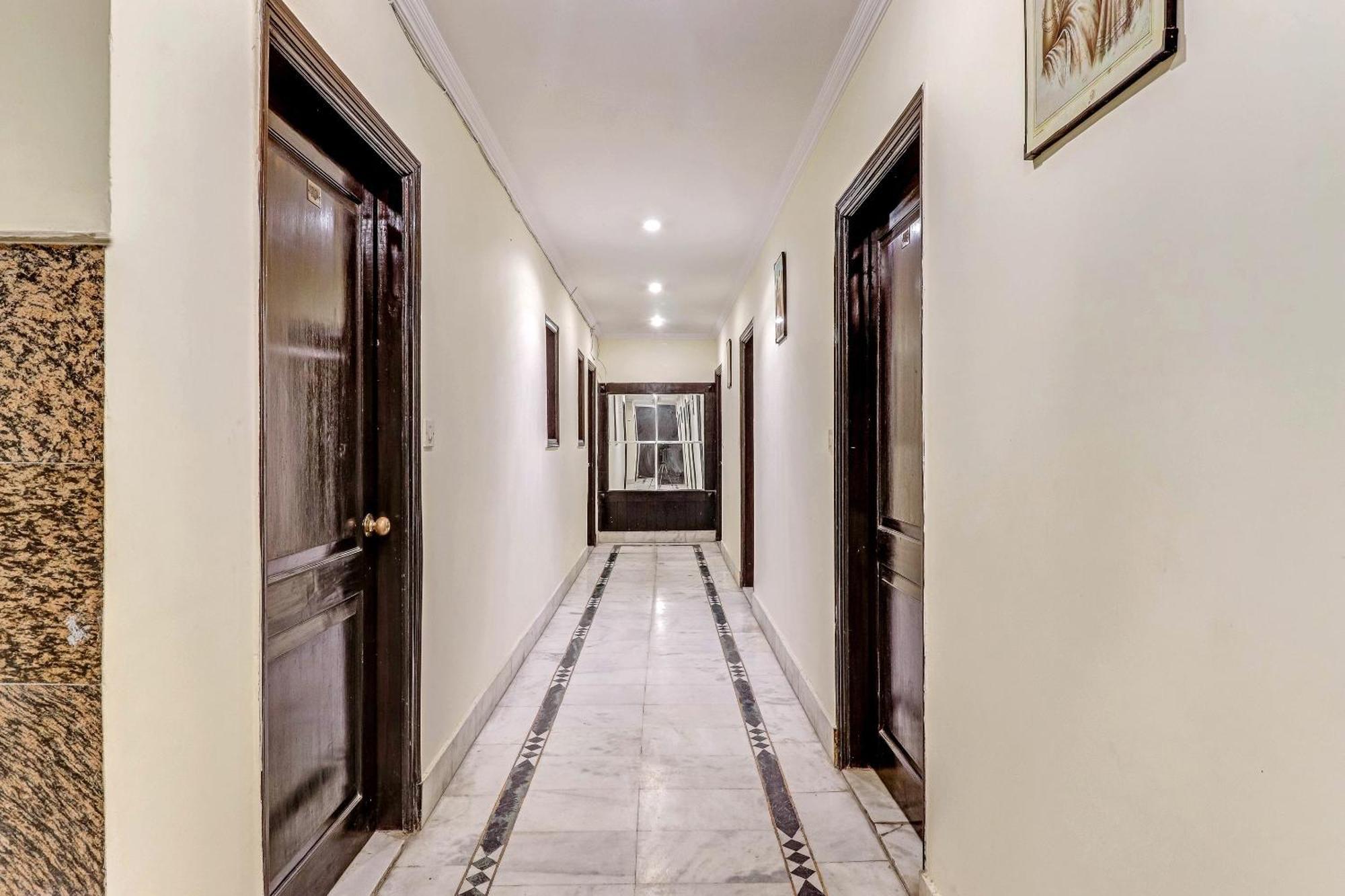 Hotel O Grand Central Delhi  Exterior photo