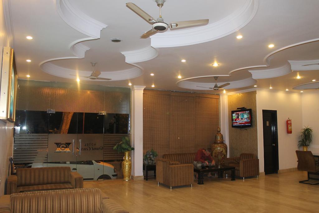 Hotel O Grand Central Delhi  Exterior photo