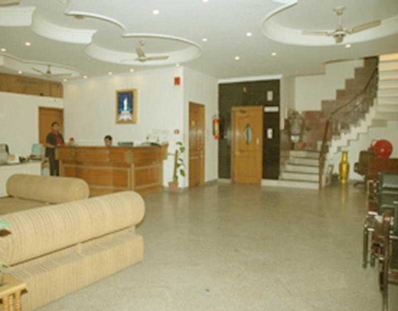 Hotel O Grand Central Delhi  Exterior photo
